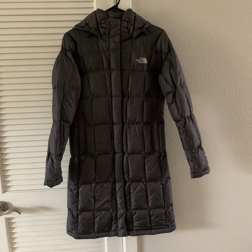 The North Face Women Metropolis 600 Down Parka, Dark Gray, Size XS